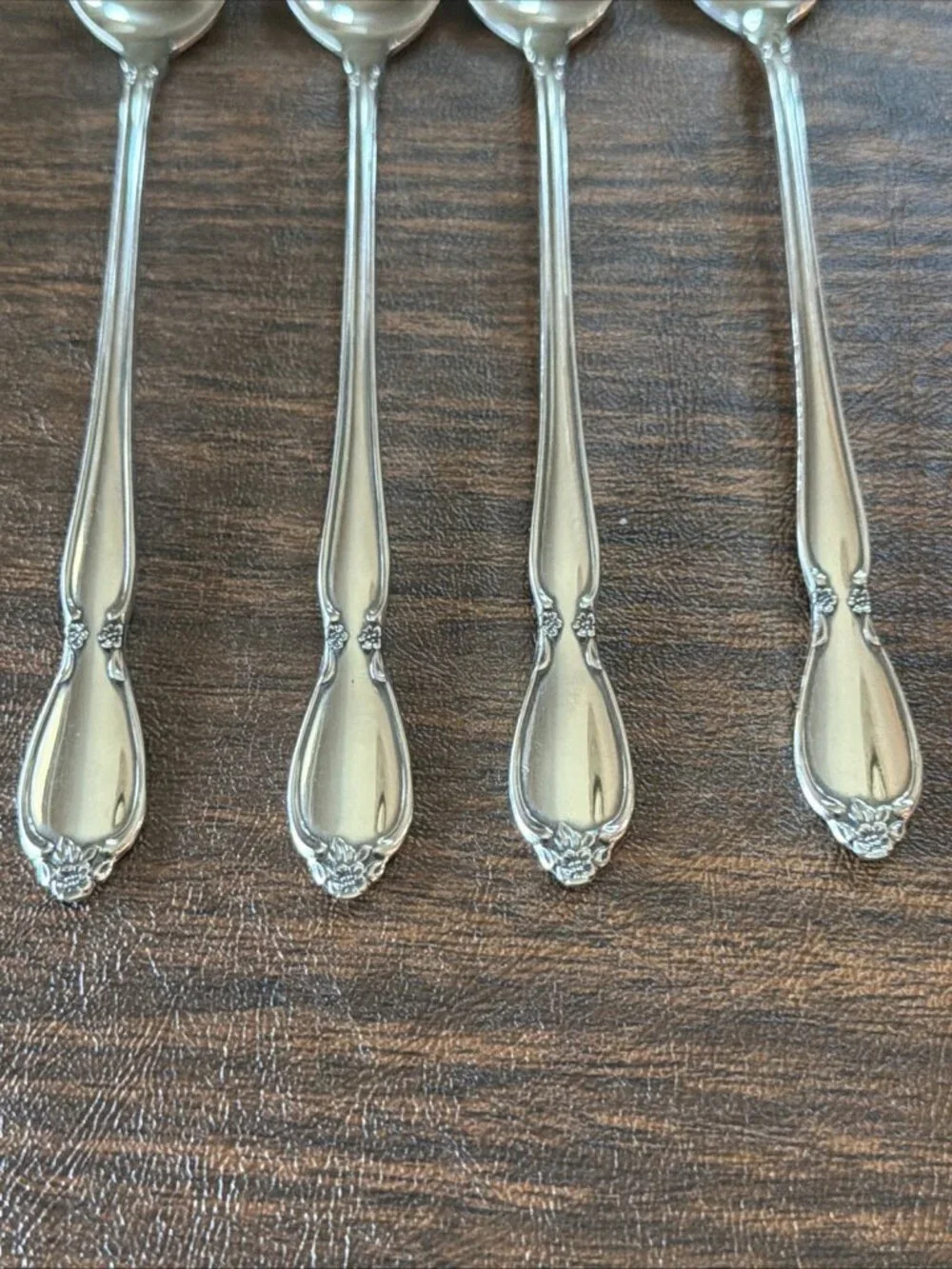 Set of 4 Oneida Community Chatelaine Stainless Iced Tea Spoons 7.5